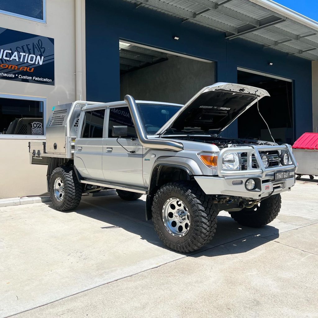 Toyota Landcruiser VDJ7679 Series 5" Stainless Steel Snorkel Kit